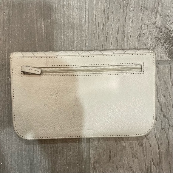 No name larger Wallet - Picture 2 of 4